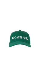 	title	 Diesel 	verde