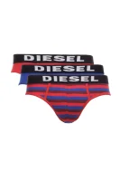 	title	 Diesel 	rosso