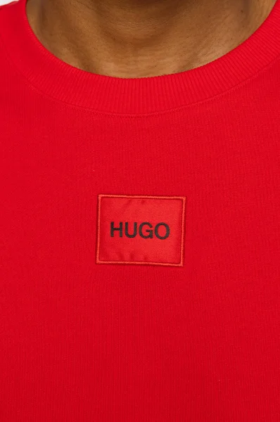 	title	 HUGO 	rosso